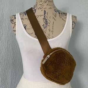 Lululemon Everywhere Fleece Belt Bag Carmel Shearling Crossbody Bag